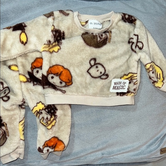 Harry Potter Other - Harry Potter Print Sweatshirt set